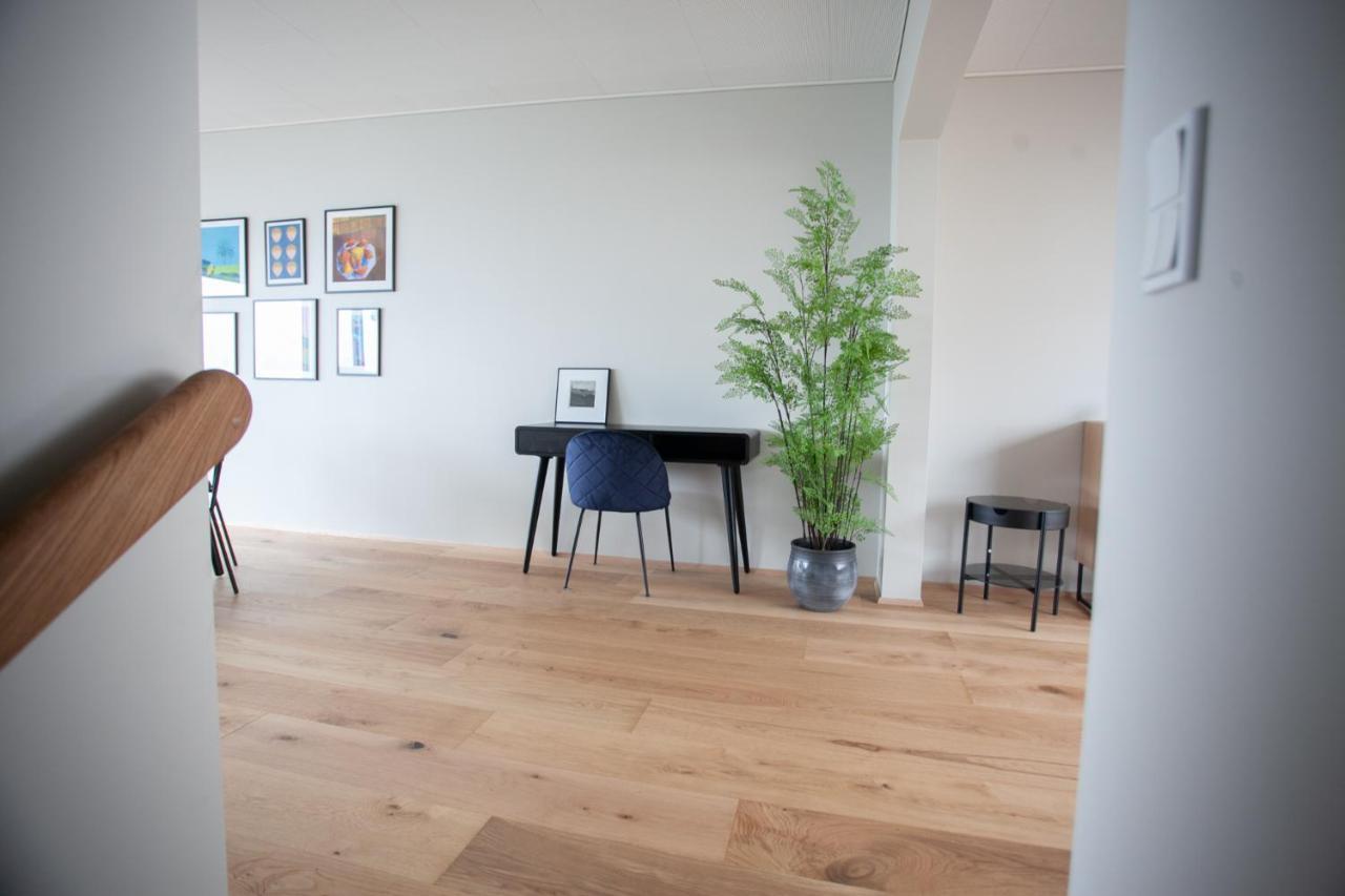 New Three Bedroom Townhouses With Sea View Torshavn Exterior photo