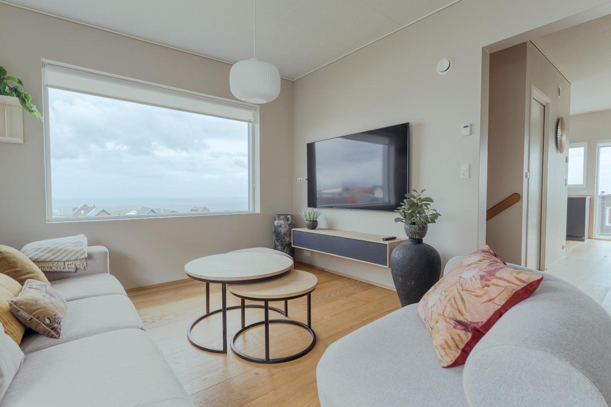 New Three Bedroom Townhouses With Sea View Torshavn Exterior photo