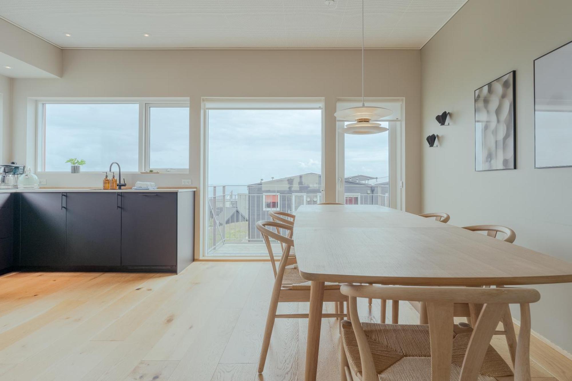 New Three Bedroom Townhouses With Sea View Torshavn Exterior photo